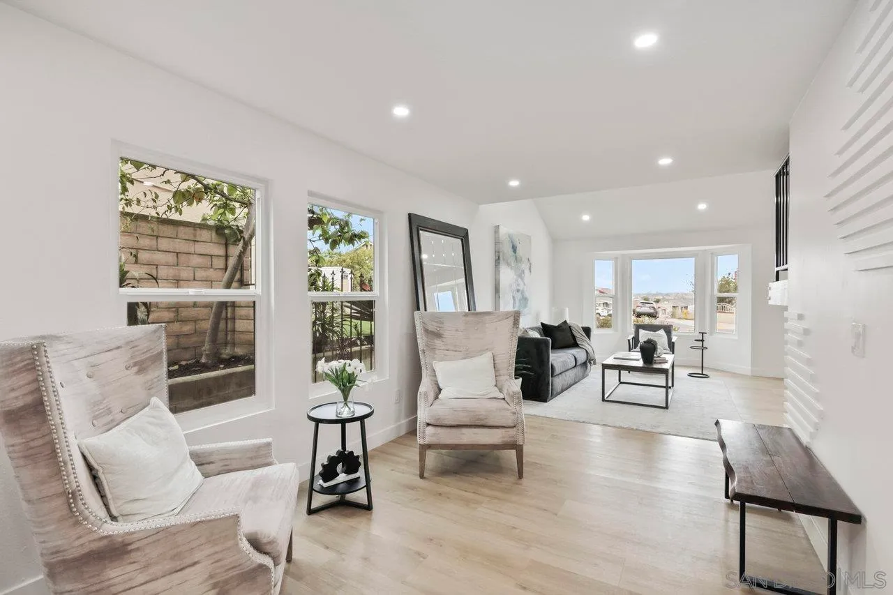 San Diego, California 92154, United States, 5 Bedrooms Bedrooms, ,3 BathroomsBathrooms,Residential,Pending,145063