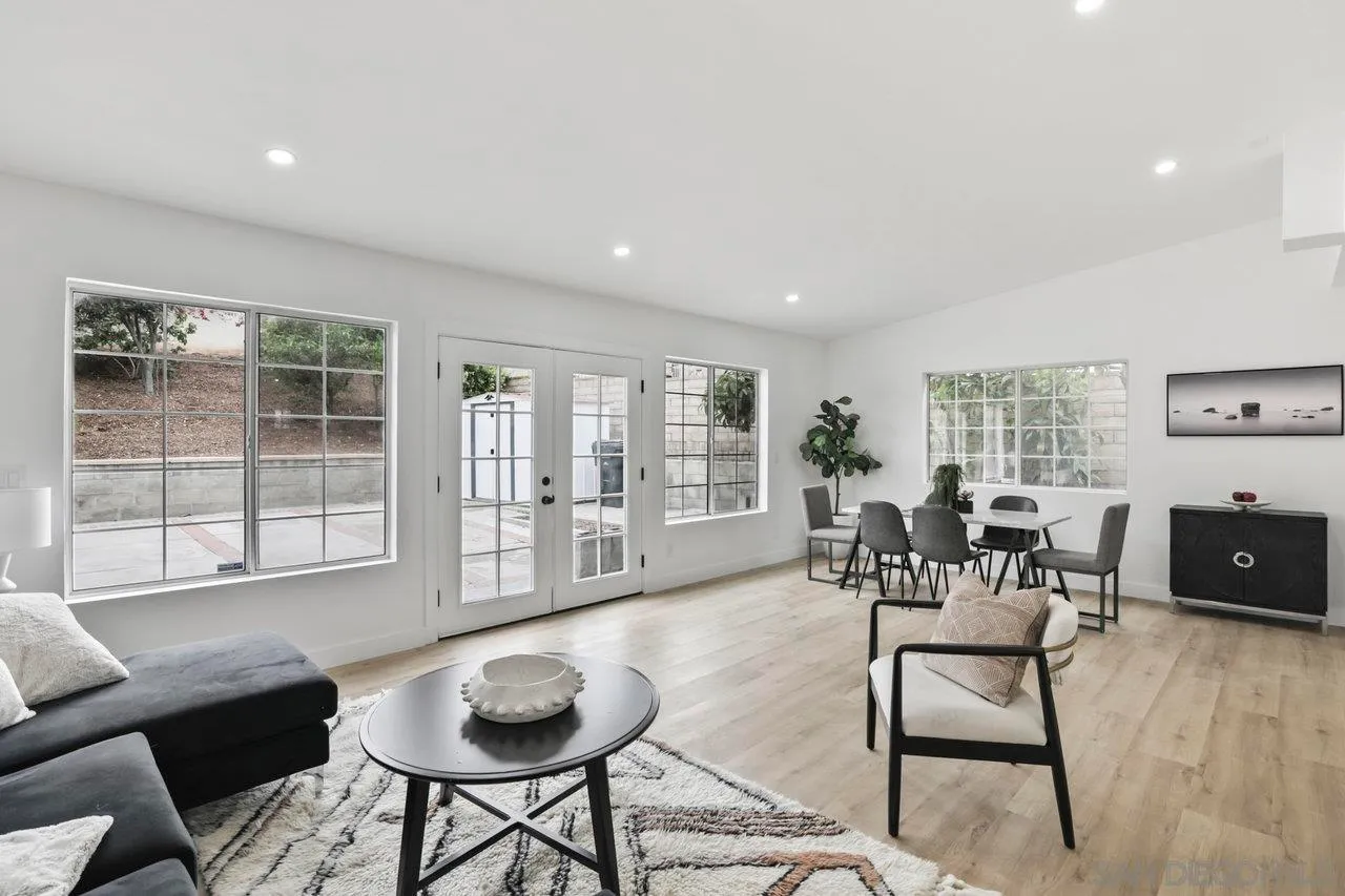 San Diego, California 92154, United States, 5 Bedrooms Bedrooms, ,3 BathroomsBathrooms,Residential,Pending,145063