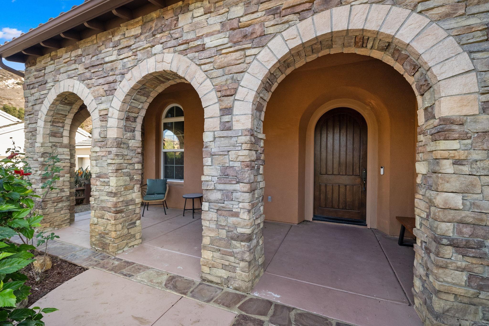 3147 Skyline View Glen