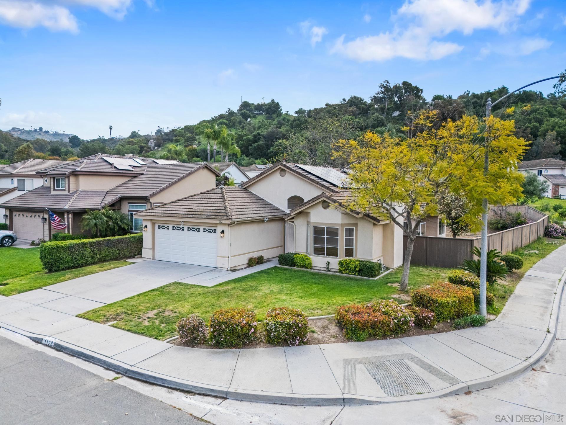 1123 Rocky Point Way