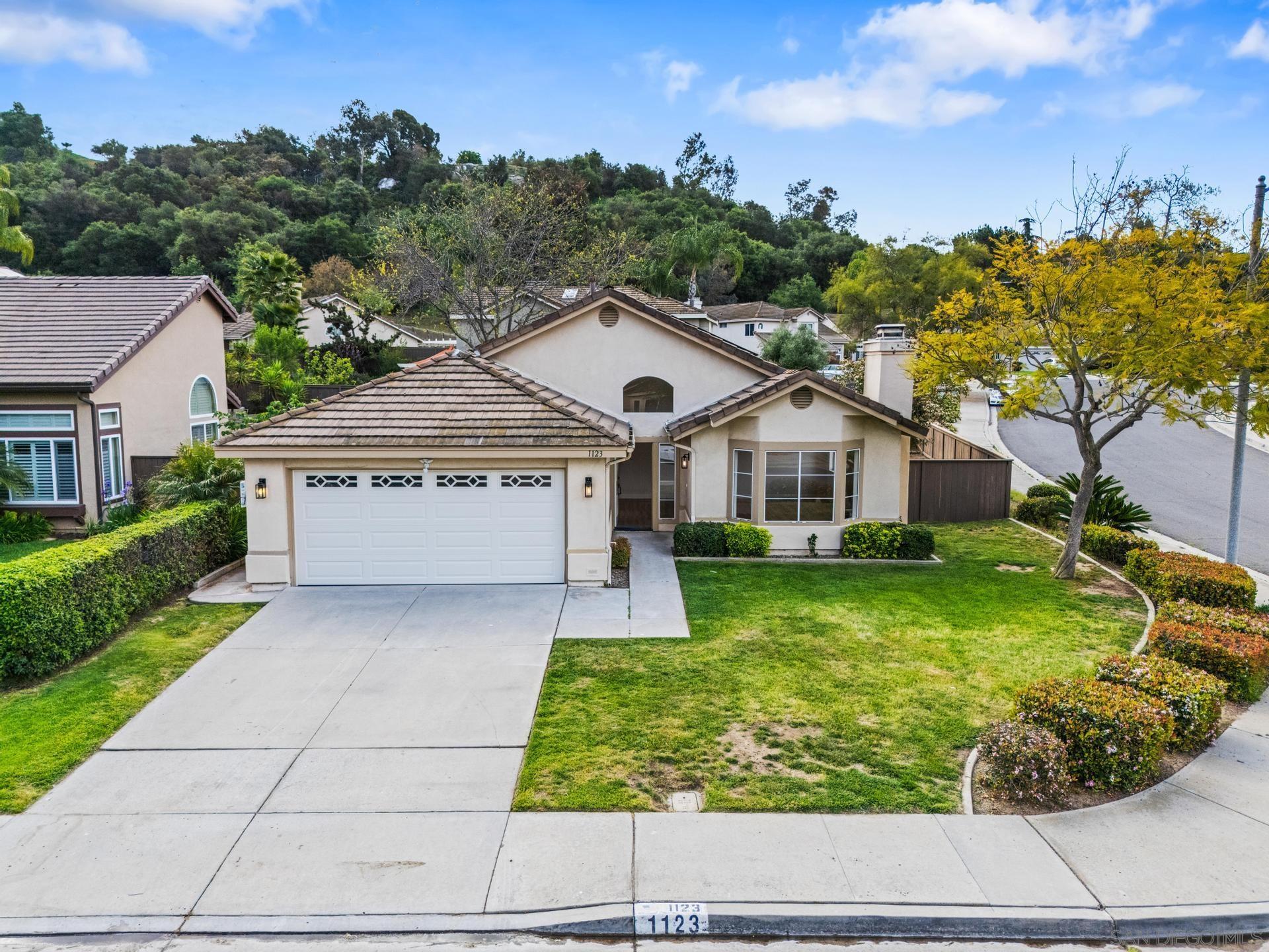 1123 Rocky Point Way