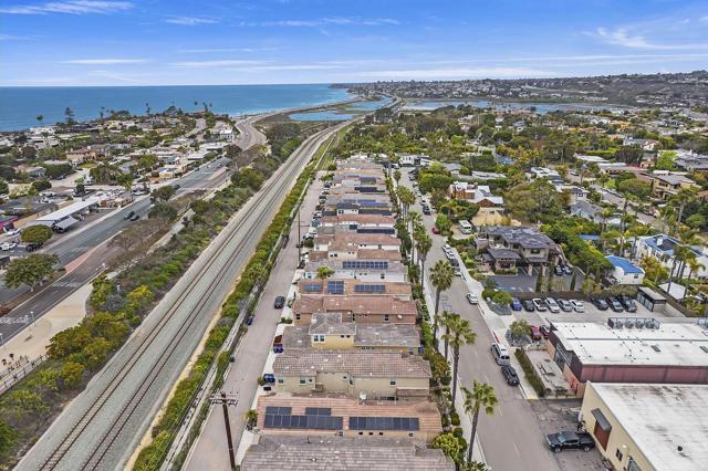 417 N Cedros Avenue
