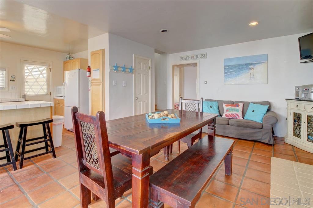717 Ensenada Court