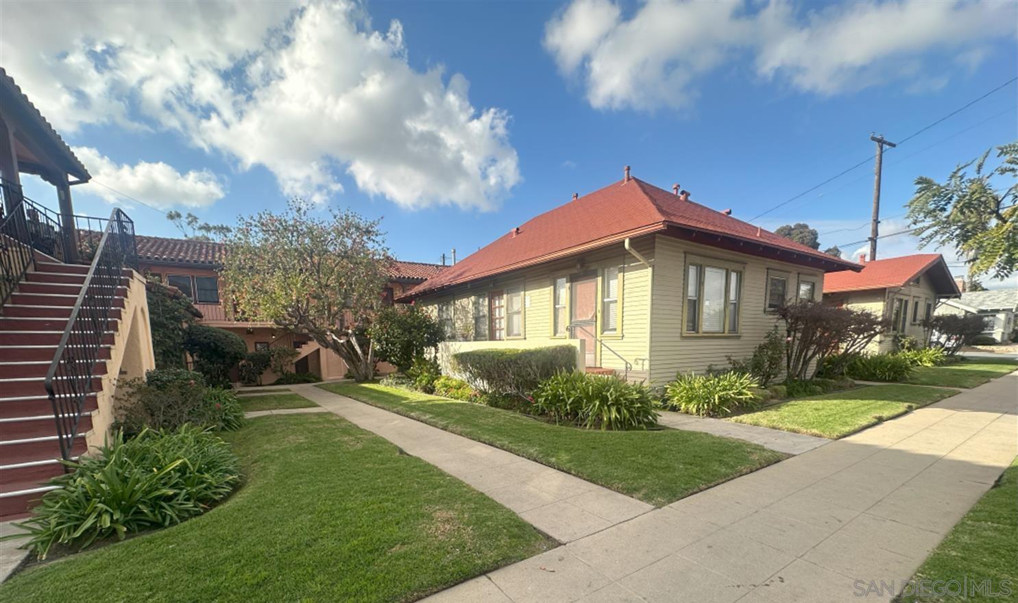 3748-3772 10th Avenue