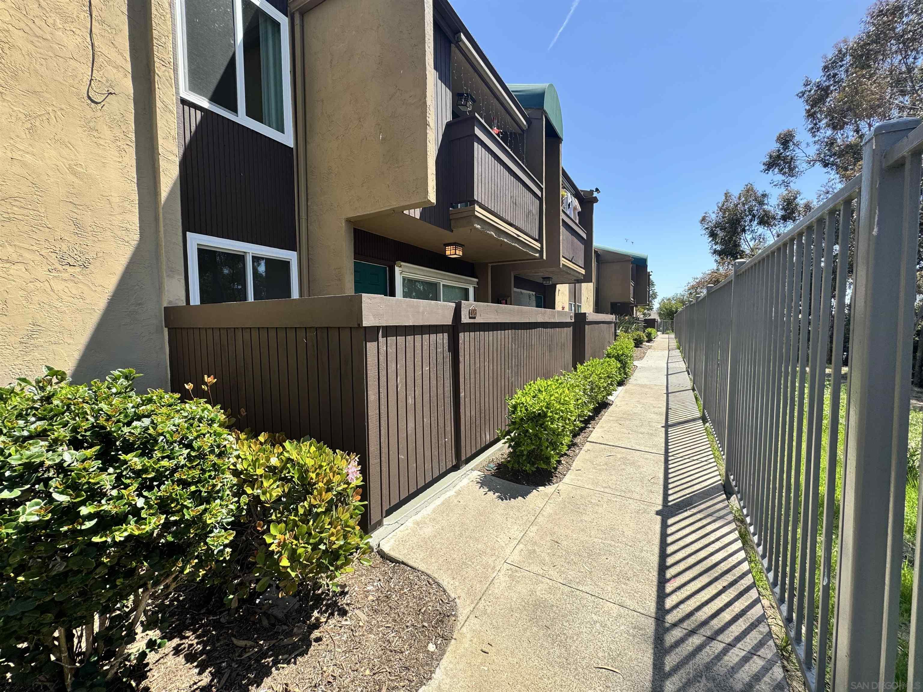 3454 Castle Glen Dr 123