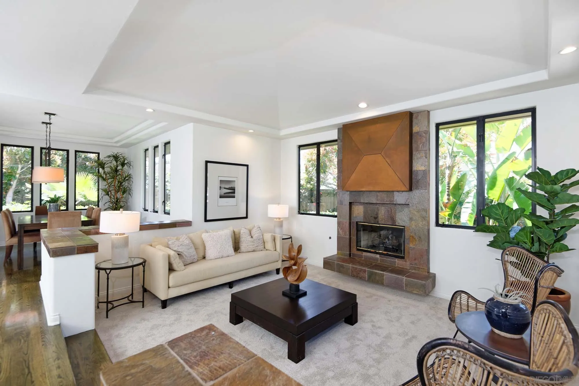 La Jolla, California 92037, United States, 4 Bedrooms Bedrooms, ,4 BathroomsBathrooms,Residential,Coming Soon,94242