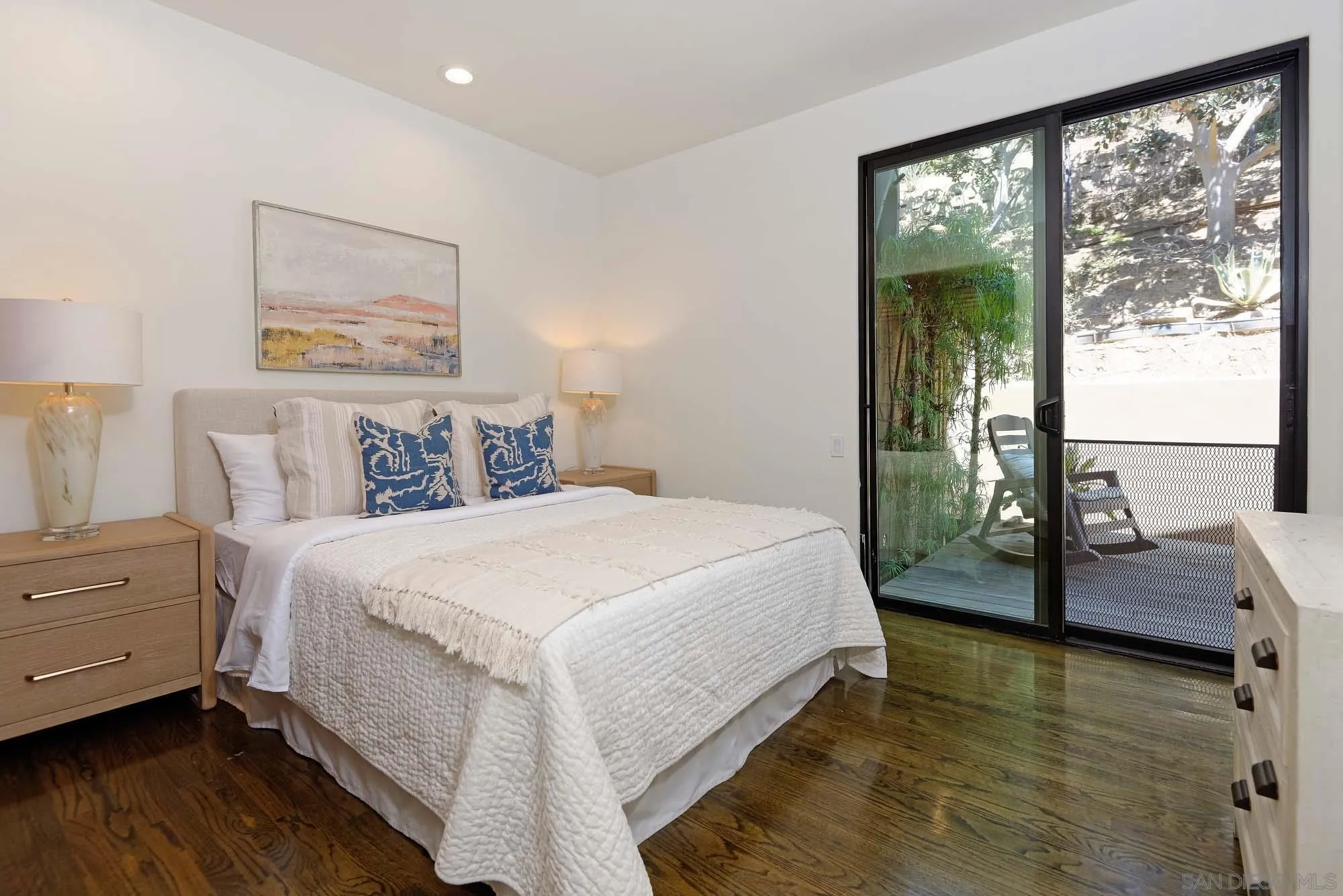 La Jolla, California 92037, United States, 4 Bedrooms Bedrooms, ,4 BathroomsBathrooms,Residential,Coming Soon,94242