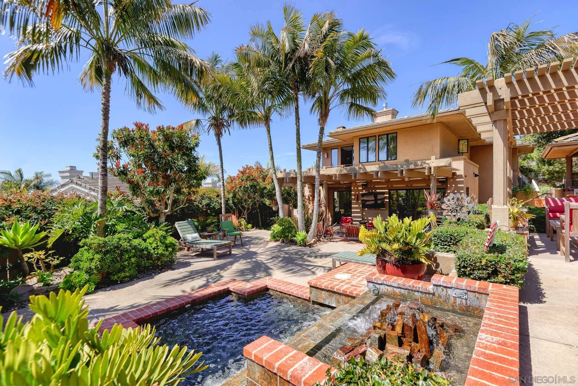 La Jolla, California 92037, United States, 4 Bedrooms Bedrooms, ,4 BathroomsBathrooms,Residential,Coming Soon,94242