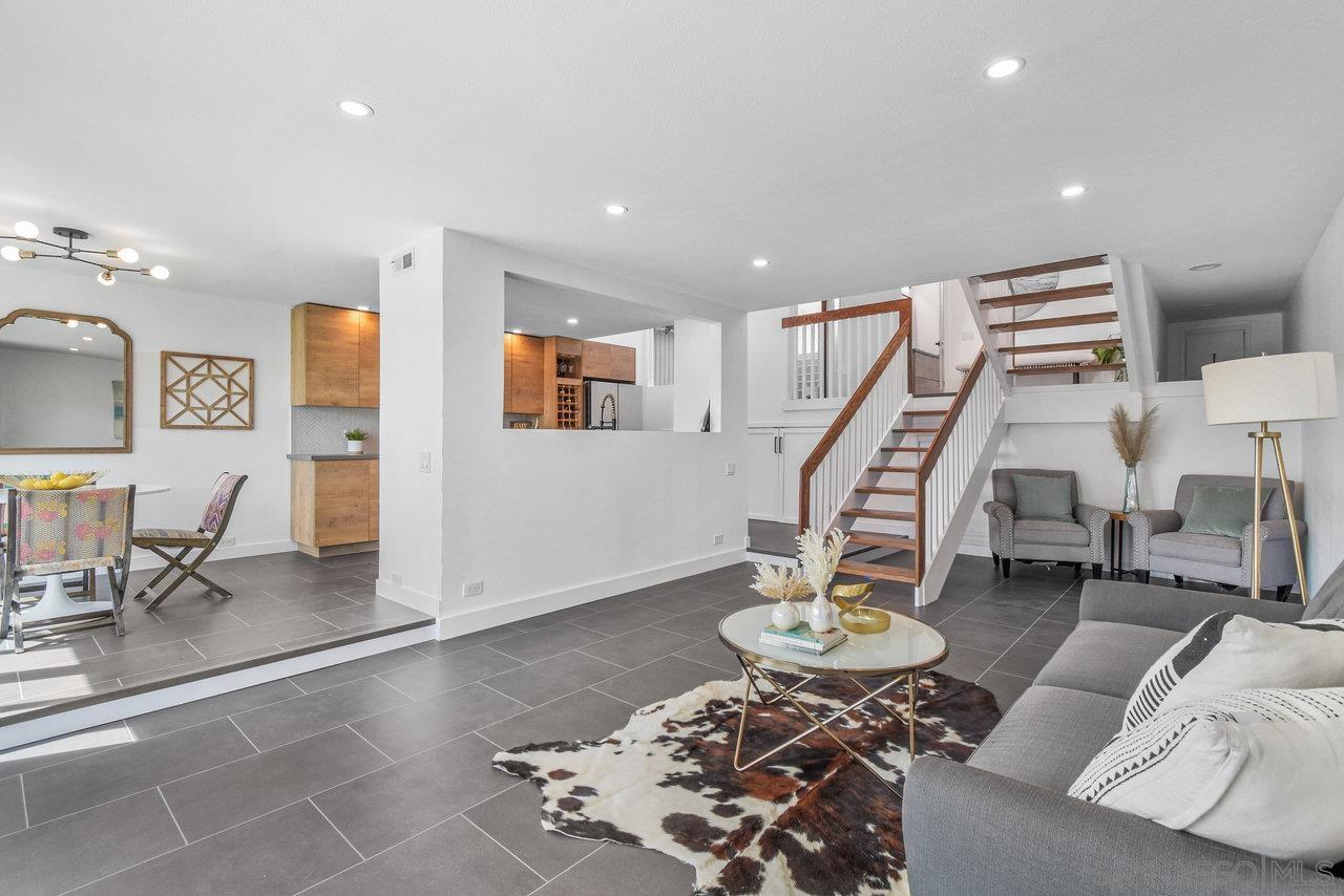 6923 Camino Pacheco