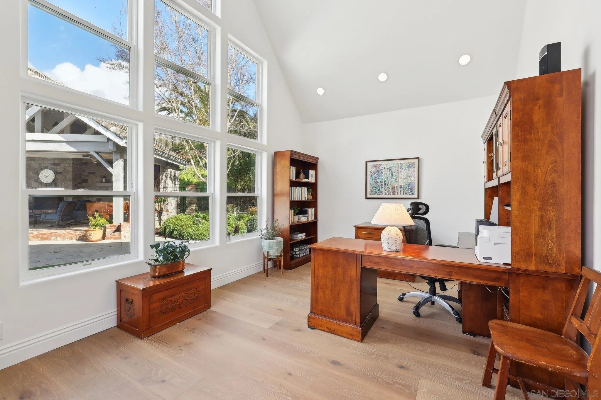 Poway, California 92064, United States, 4 Bedrooms Bedrooms, ,6 BathroomsBathrooms,Residential,Active,2789