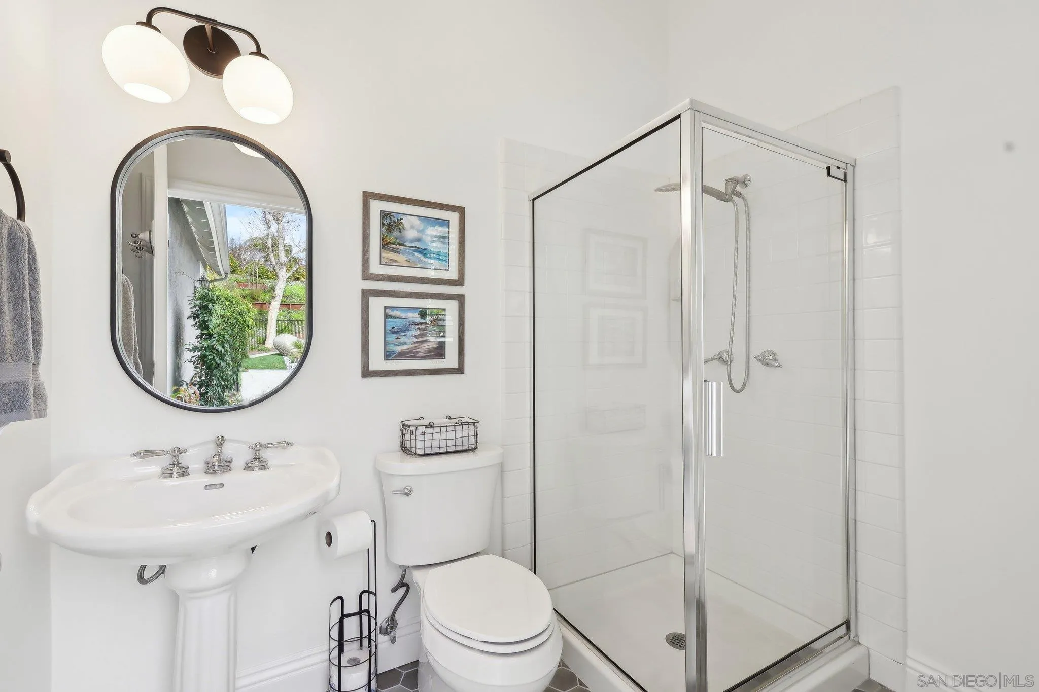 Poway, California 92064, United States, 4 Bedrooms Bedrooms, ,6 BathroomsBathrooms,Residential,Active,2789