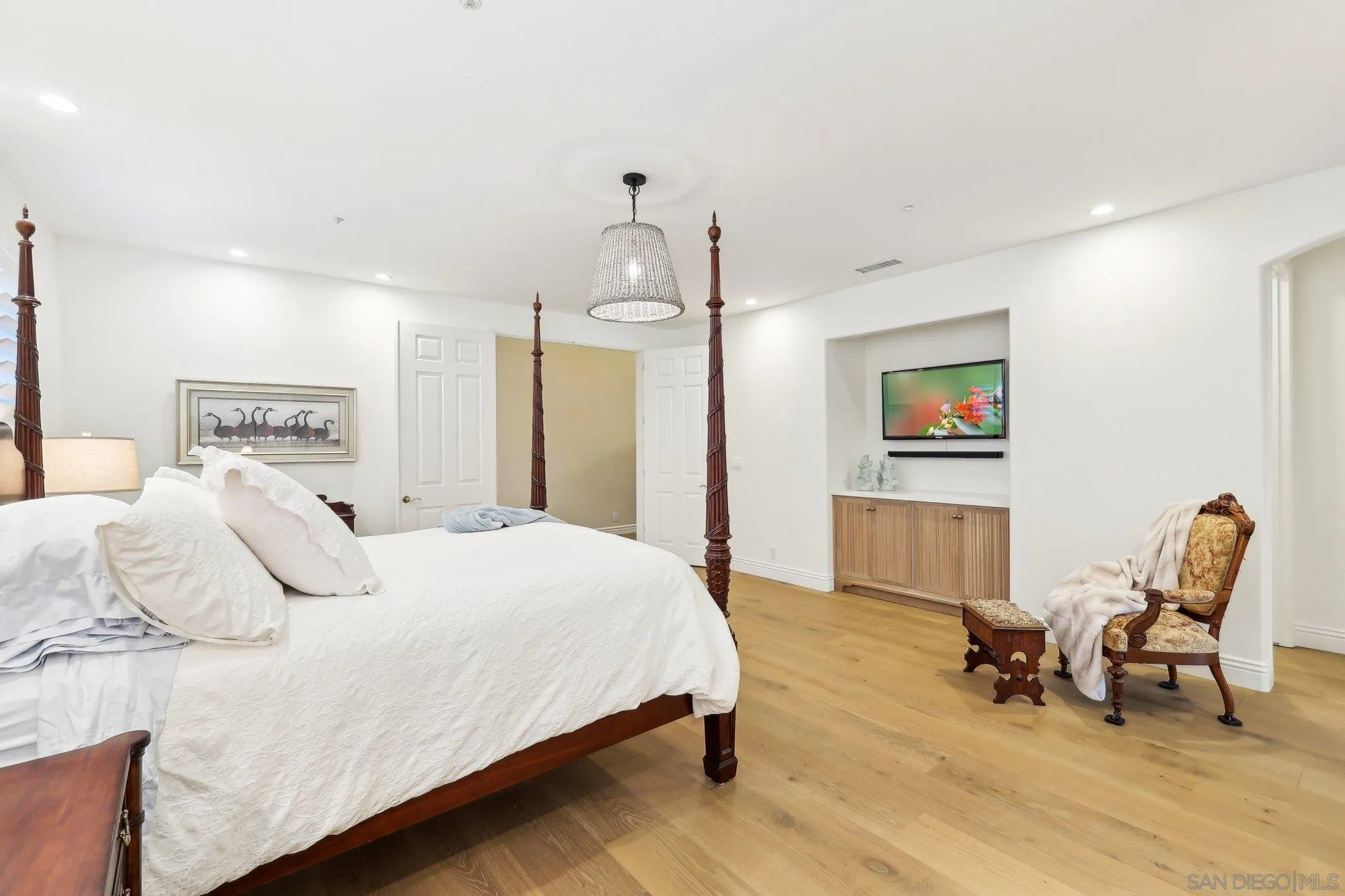 Poway, California 92064, United States, 4 Bedrooms Bedrooms, ,6 BathroomsBathrooms,Residential,Active,2789