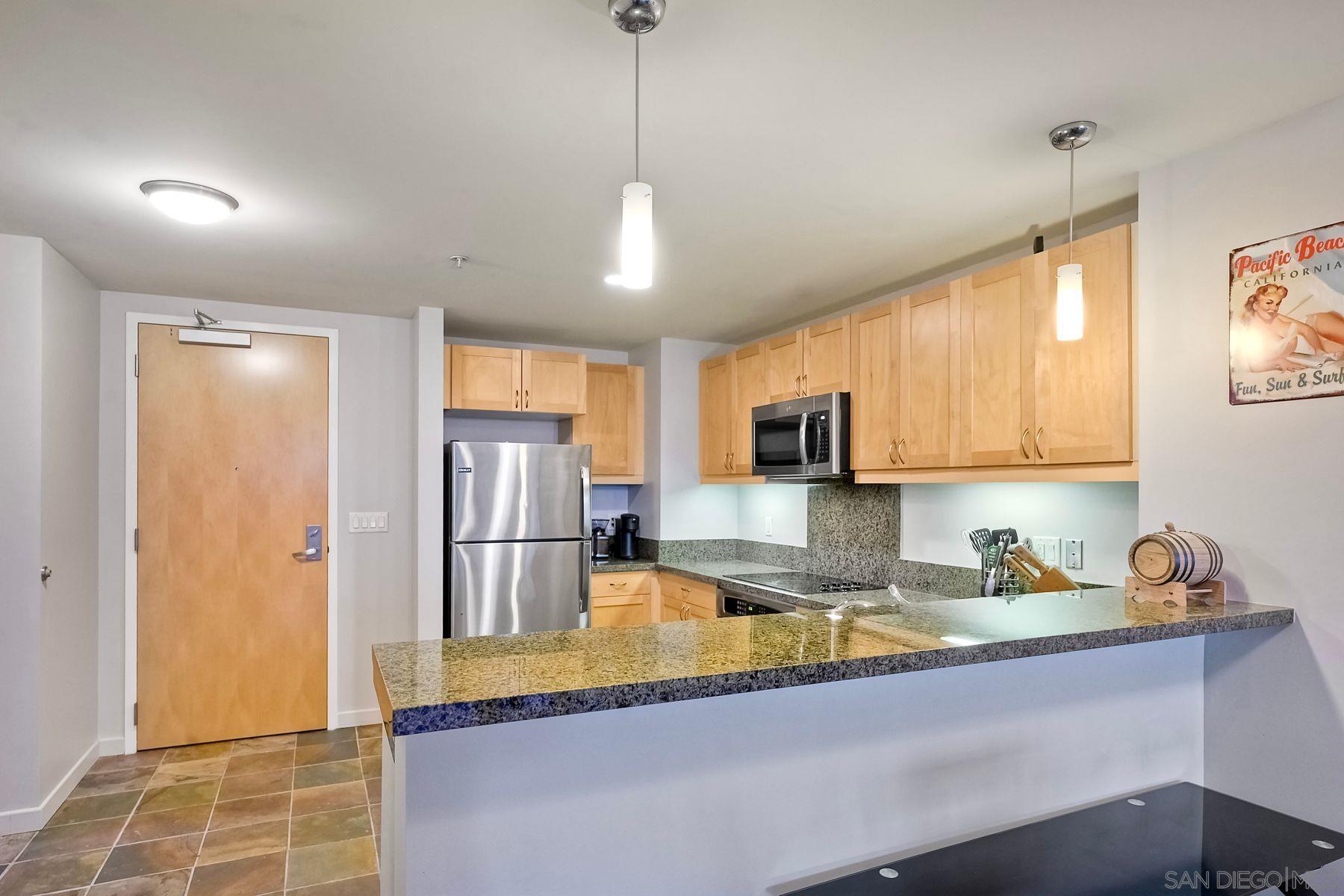 1150 J St 406
