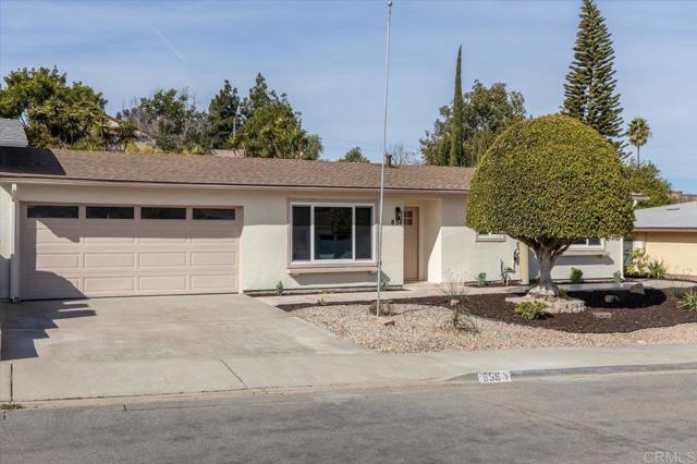 856 La Tierra Drive