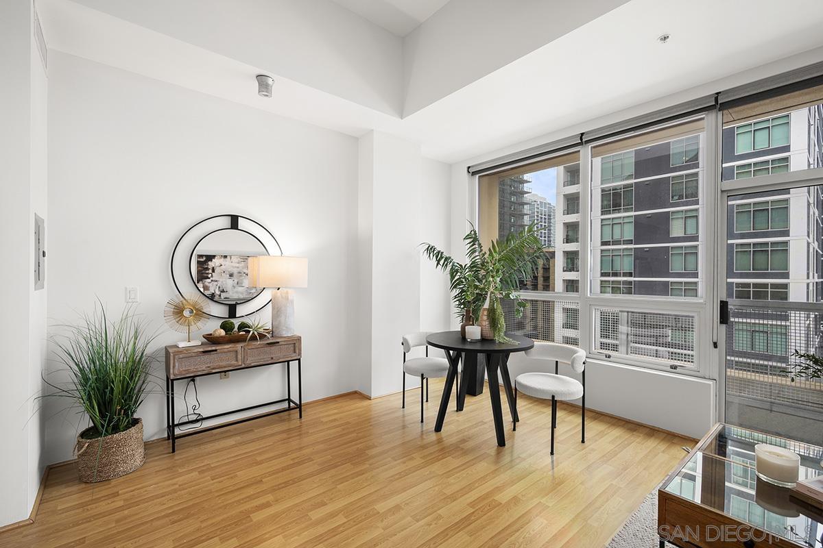 350 W Ash St 805