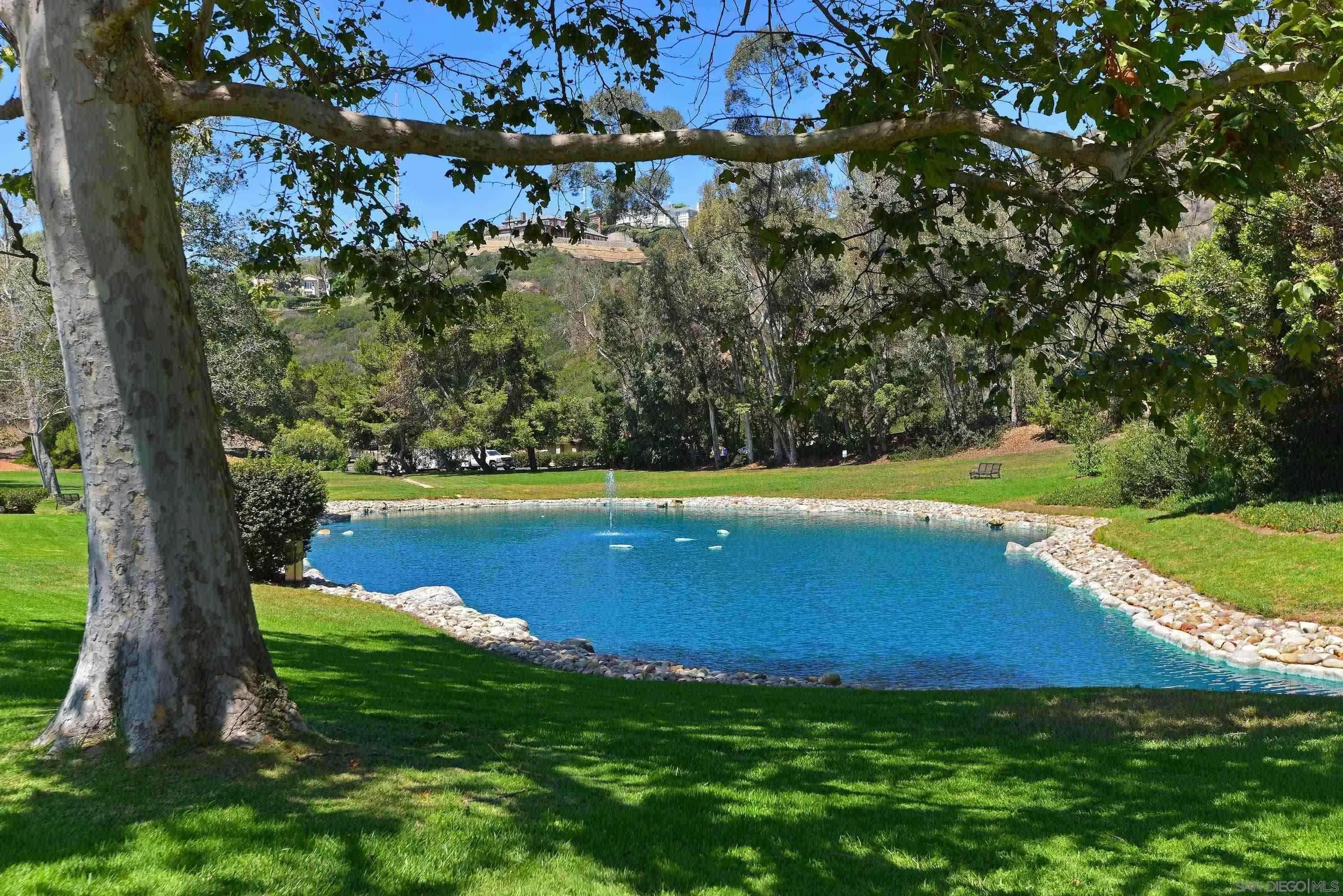 La Jolla, California 92037, United States, 2 Bedrooms Bedrooms, ,3 BathroomsBathrooms,Residential,Active,111303