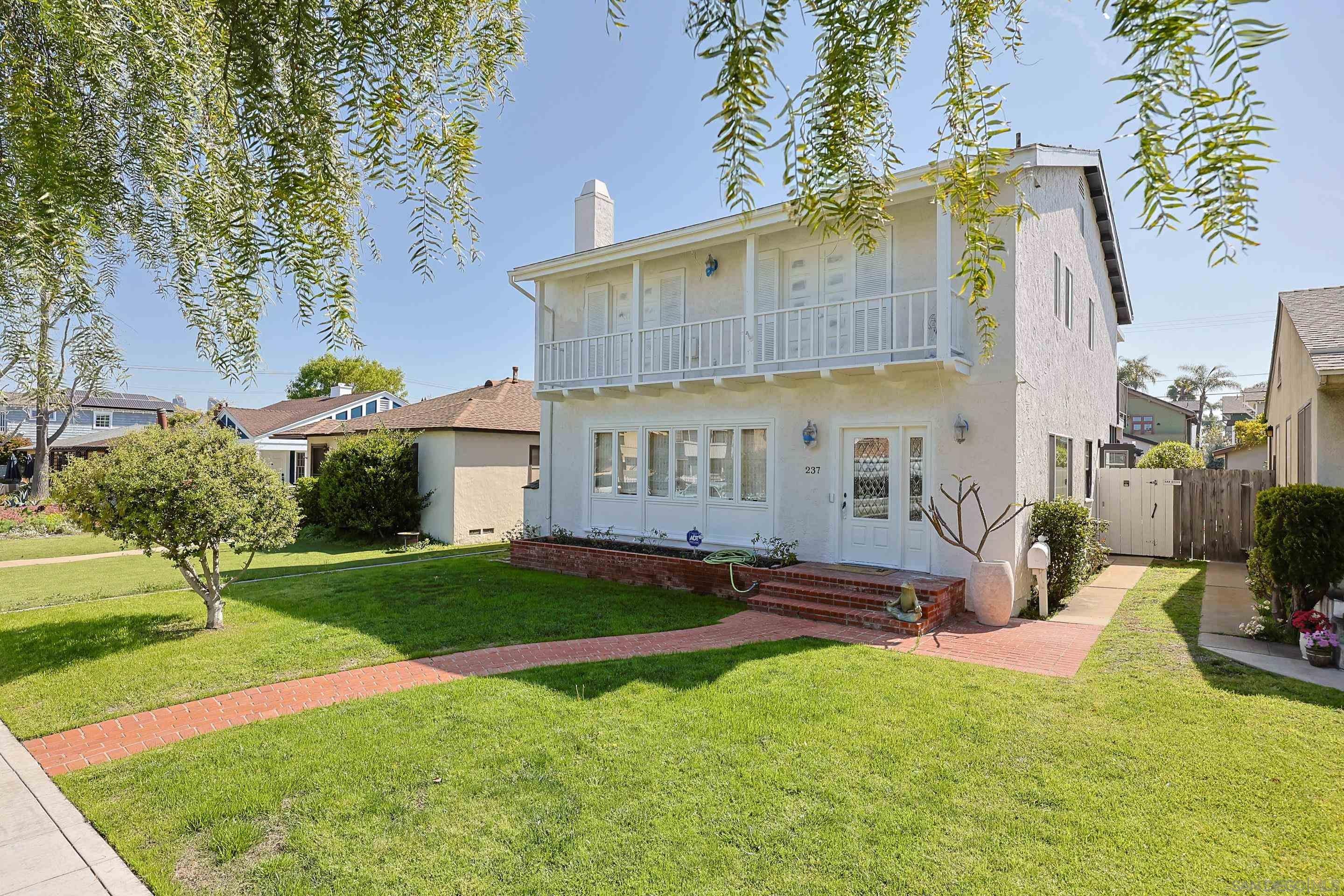237 E Avenue