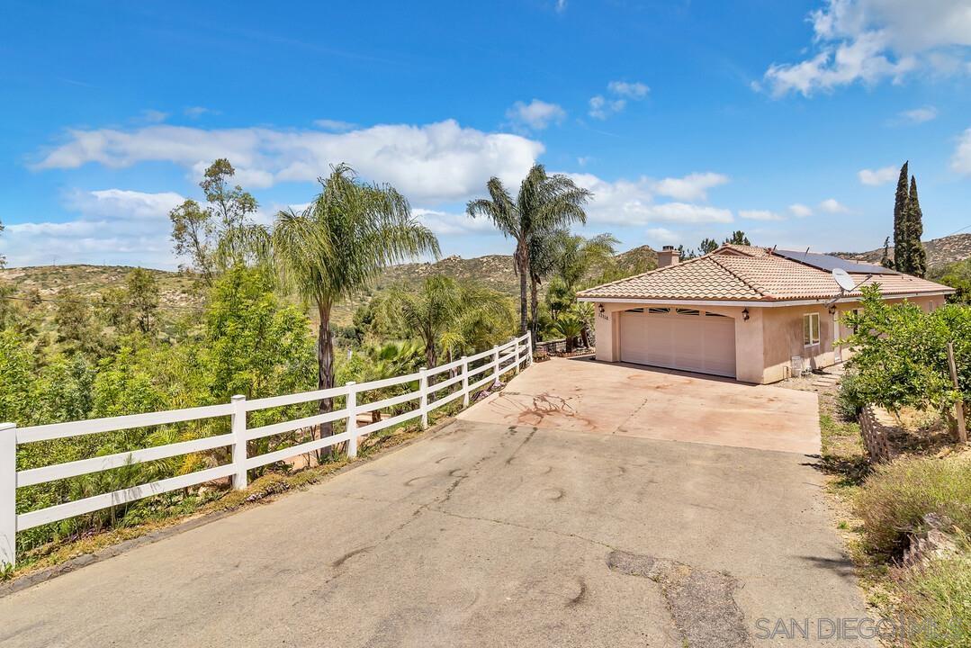 22318 Casa De Carol
