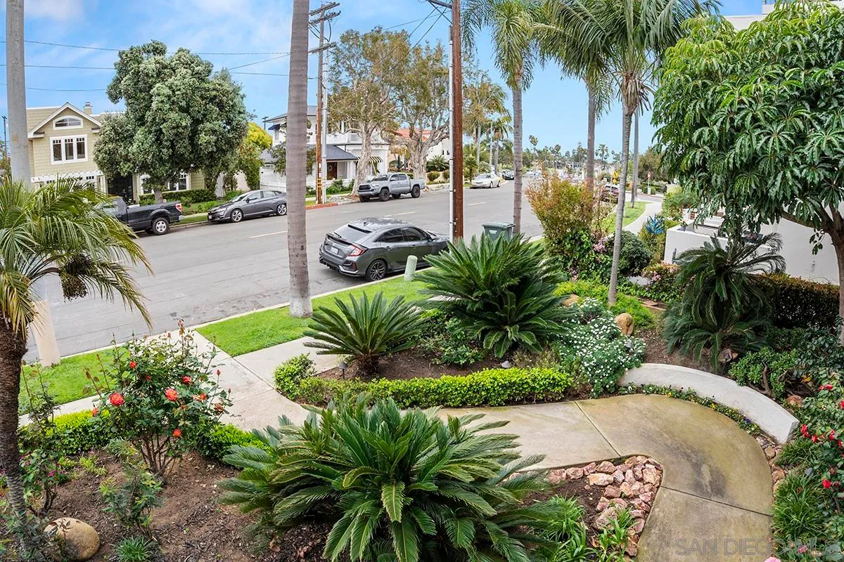 Coronado, California 92118, United States, 2 Bedrooms Bedrooms, ,2 BathroomsBathrooms,Residential,Active,94863