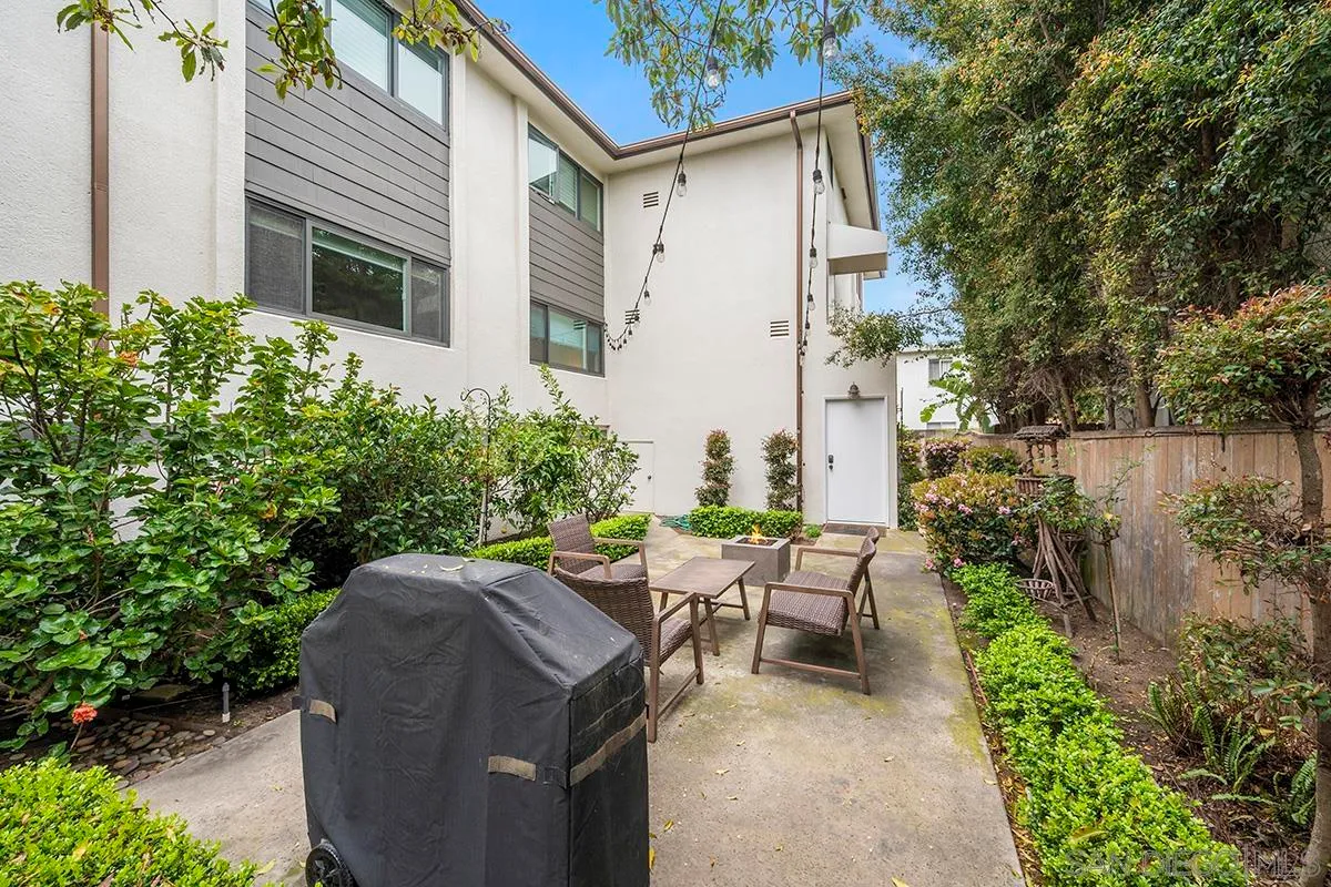 Coronado, California 92118, United States, 2 Bedrooms Bedrooms, ,2 BathroomsBathrooms,Residential,Active,94863