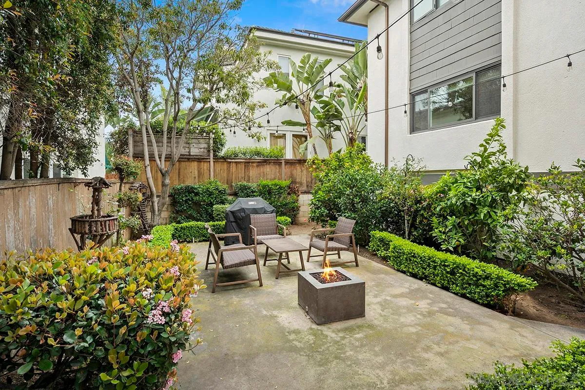 Coronado, California 92118, United States, 2 Bedrooms Bedrooms, ,2 BathroomsBathrooms,Residential,Active,94863