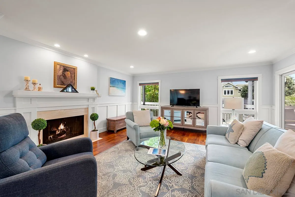 Coronado, California 92118, United States, 2 Bedrooms Bedrooms, ,2 BathroomsBathrooms,Residential,Active,94863