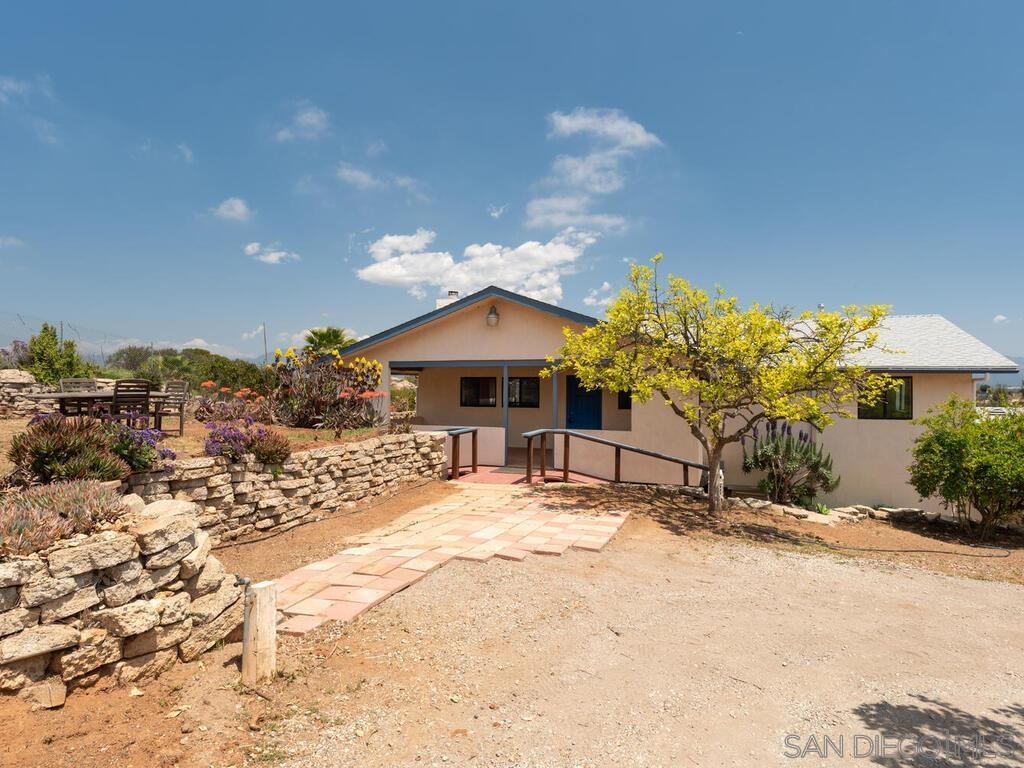 12040 Sierra Rojo Rd