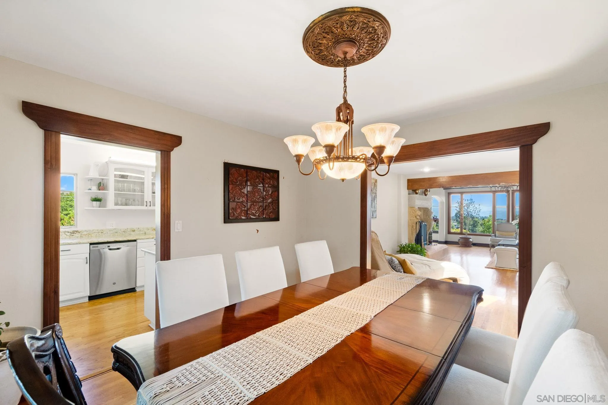 La Mesa, California 91941, United States, 4 Bedrooms Bedrooms, ,3 BathroomsBathrooms,Residential,Pending,80654