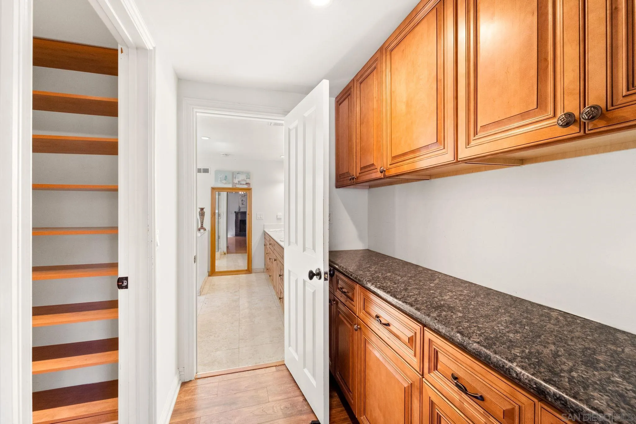 La Mesa, California 91941, United States, 4 Bedrooms Bedrooms, ,3 BathroomsBathrooms,Residential,Pending,80654