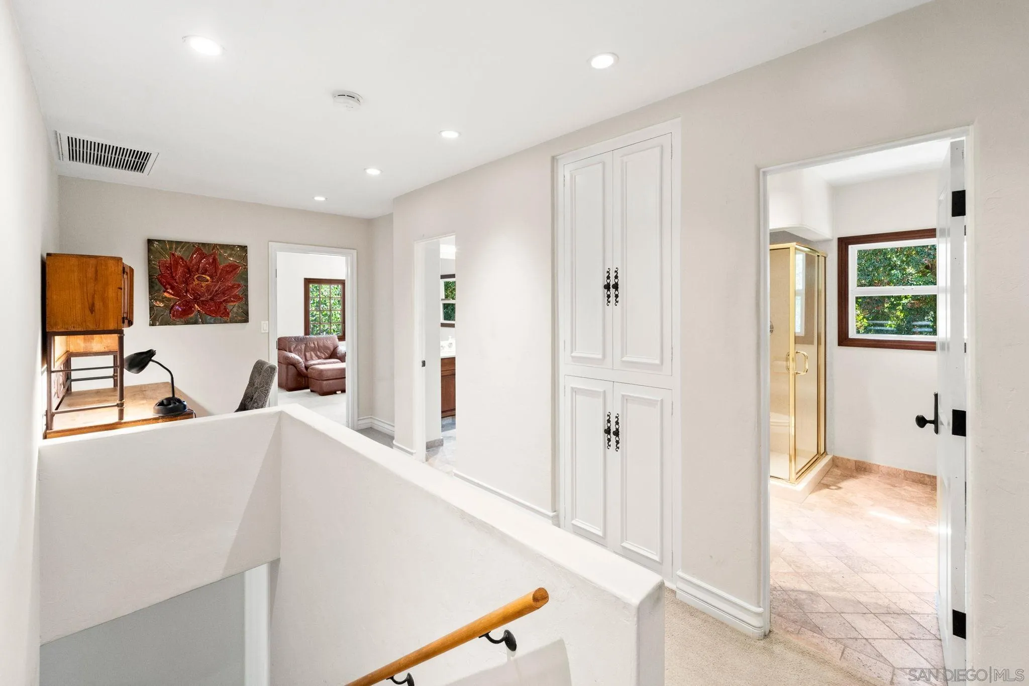 La Mesa, California 91941, United States, 4 Bedrooms Bedrooms, ,3 BathroomsBathrooms,Residential,Pending,80654