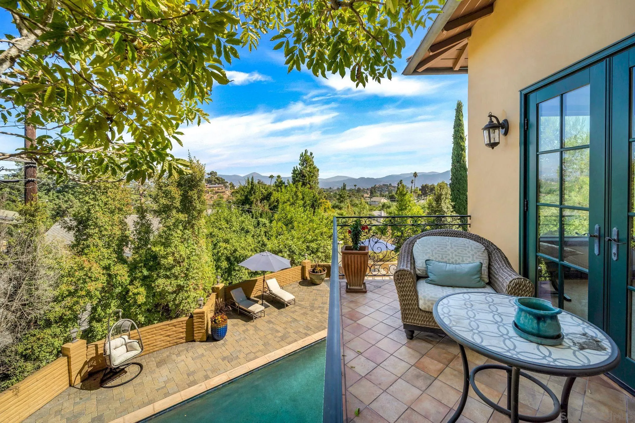 La Mesa, California 91941, United States, 4 Bedrooms Bedrooms, ,3 BathroomsBathrooms,Residential,Pending,80654