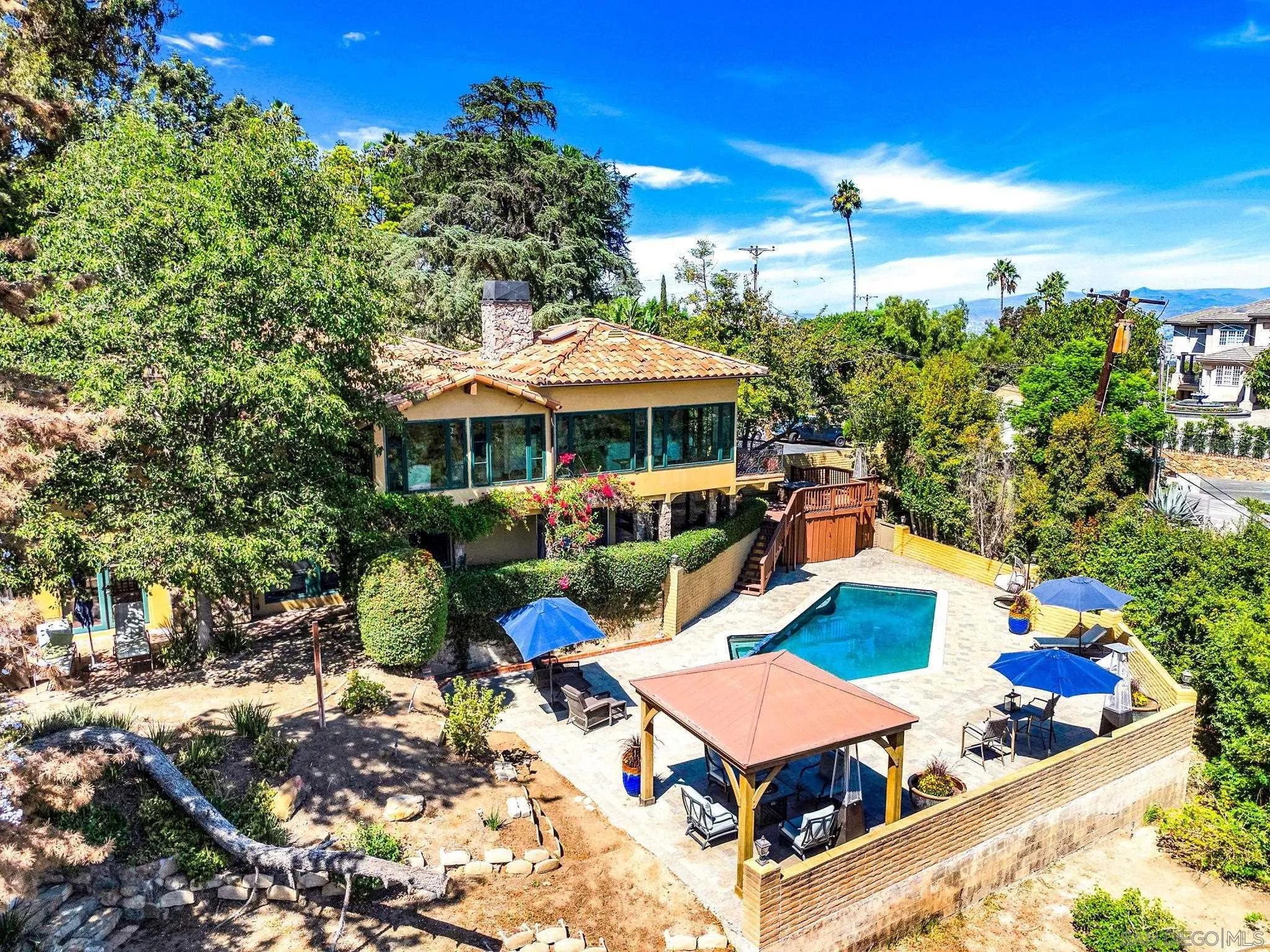 La Mesa, California 91941, United States, 4 Bedrooms Bedrooms, ,3 BathroomsBathrooms,Residential,Pending,80654