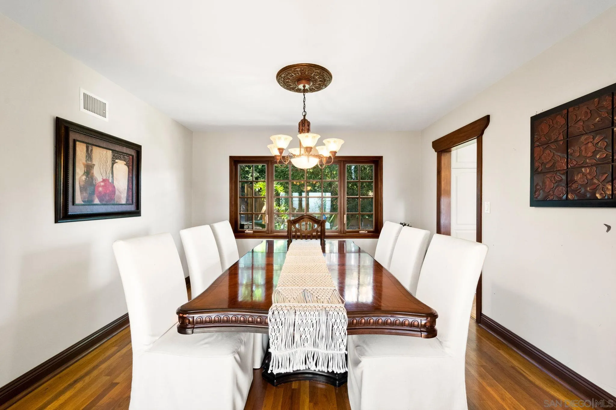 La Mesa, California 91941, United States, 4 Bedrooms Bedrooms, ,3 BathroomsBathrooms,Residential,Pending,80654