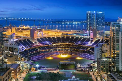 800 The Mark Ln 2207 San Diego CA 92101