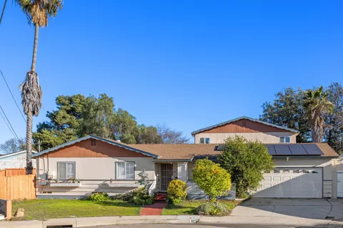 801 Loquat Ct, El Cajon, CA 92020 - #: 250021683