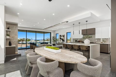 147 S Rios Solana Beach CA 92075