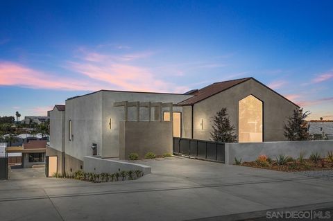 147 S Rios Solana Beach CA 92075