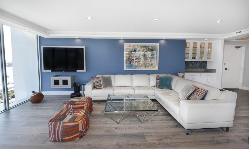 Photo of 1810 Avenida del Mundo #704, Coronado, CA 92118 (MLS # 250024529)