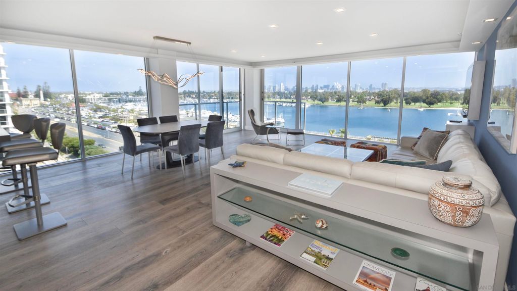 Photo of 1810 Avenida del Mundo #704, Coronado, CA 92118 (MLS # 250024529)