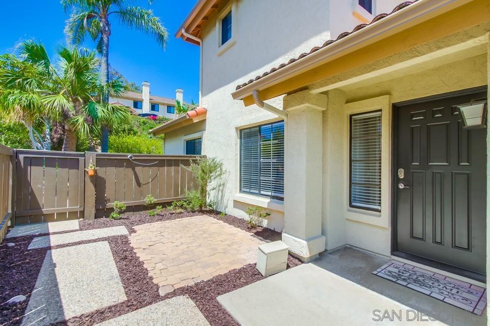 2216 Summerhill Dr