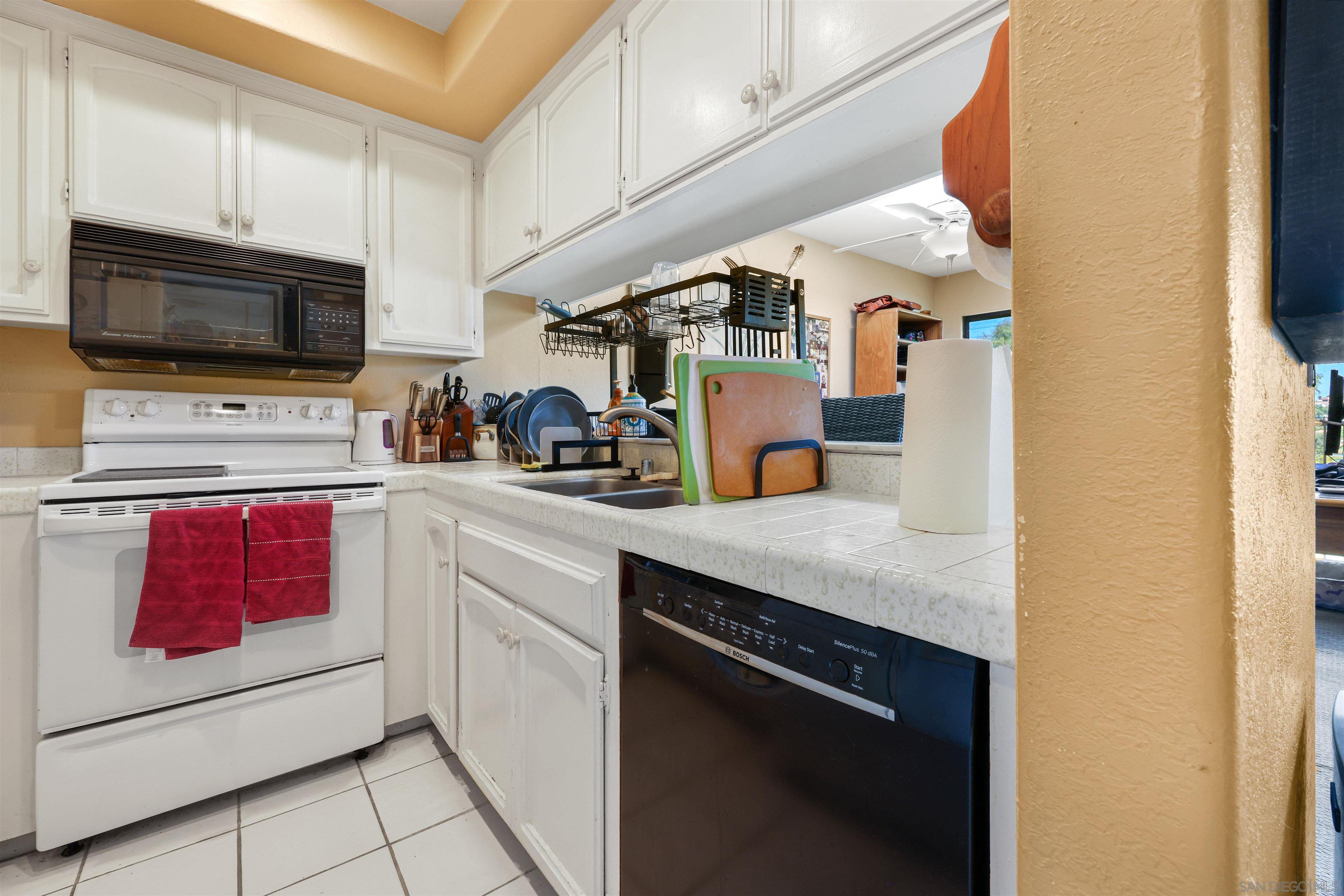 2348  La Costa Ave  415