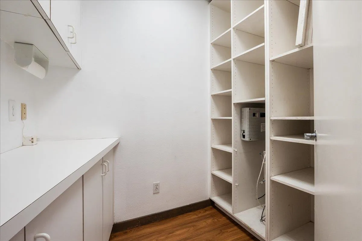 San Diego, California 92110, United States, ,Commercial,Pending,58798