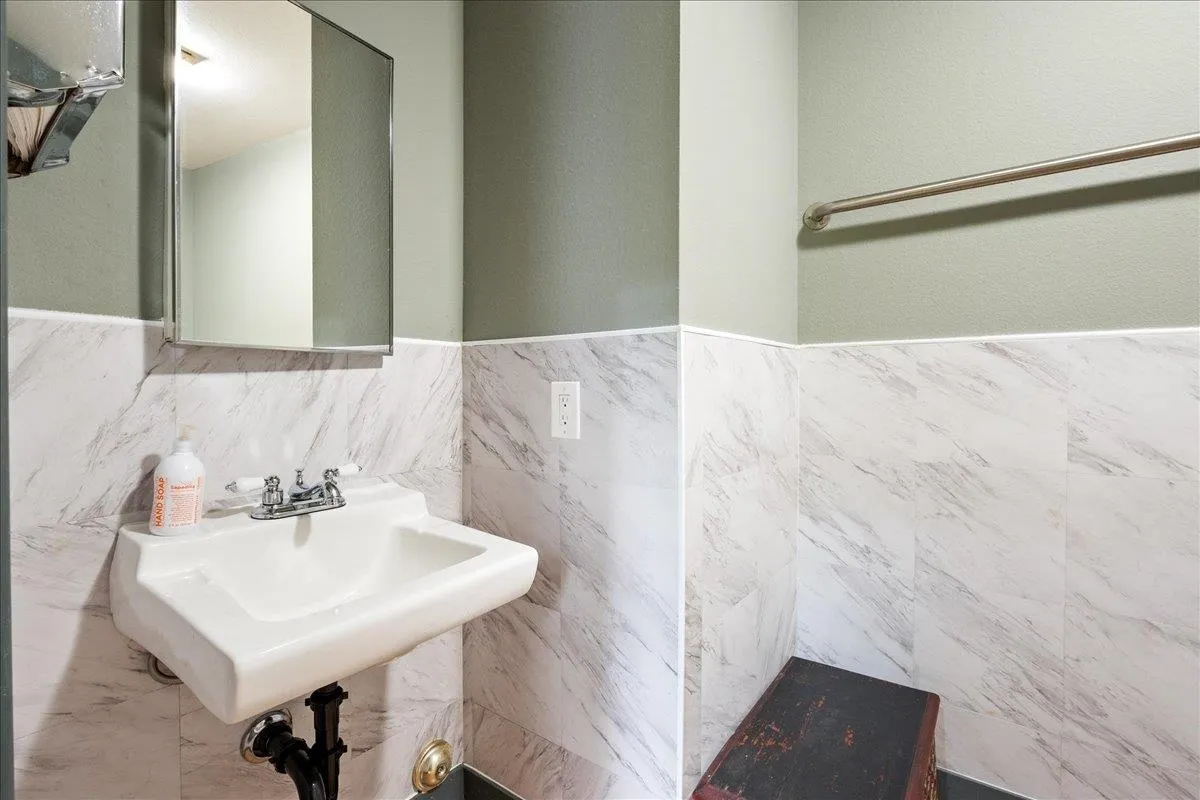 San Diego, California 92110, United States, ,Commercial,Pending,58798