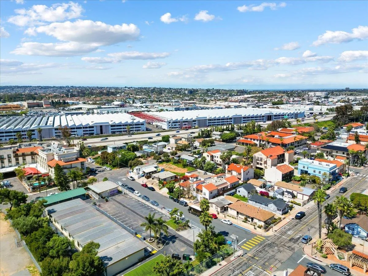 San Diego, California 92110, United States, ,Commercial,Pending,58798