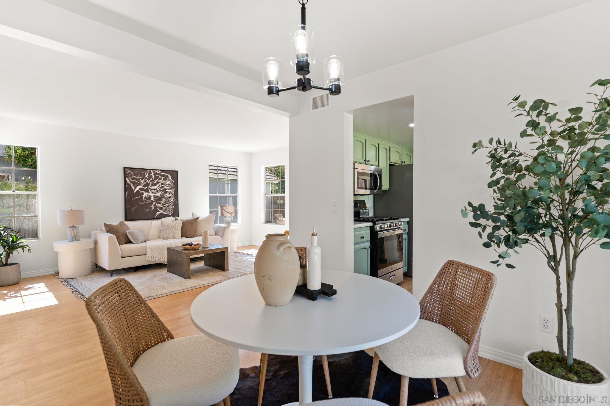 10598 Rancho Carmel Dr