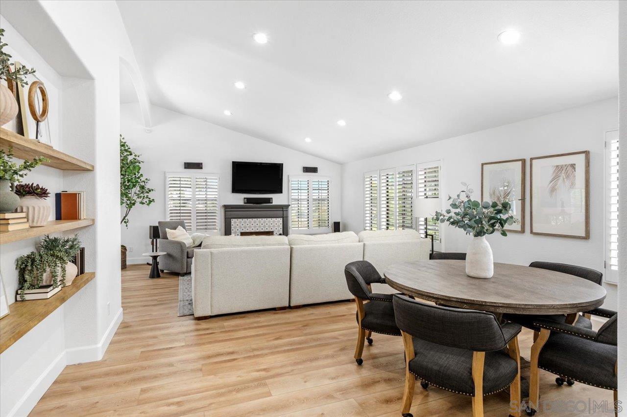1376 Stoneridge Circle