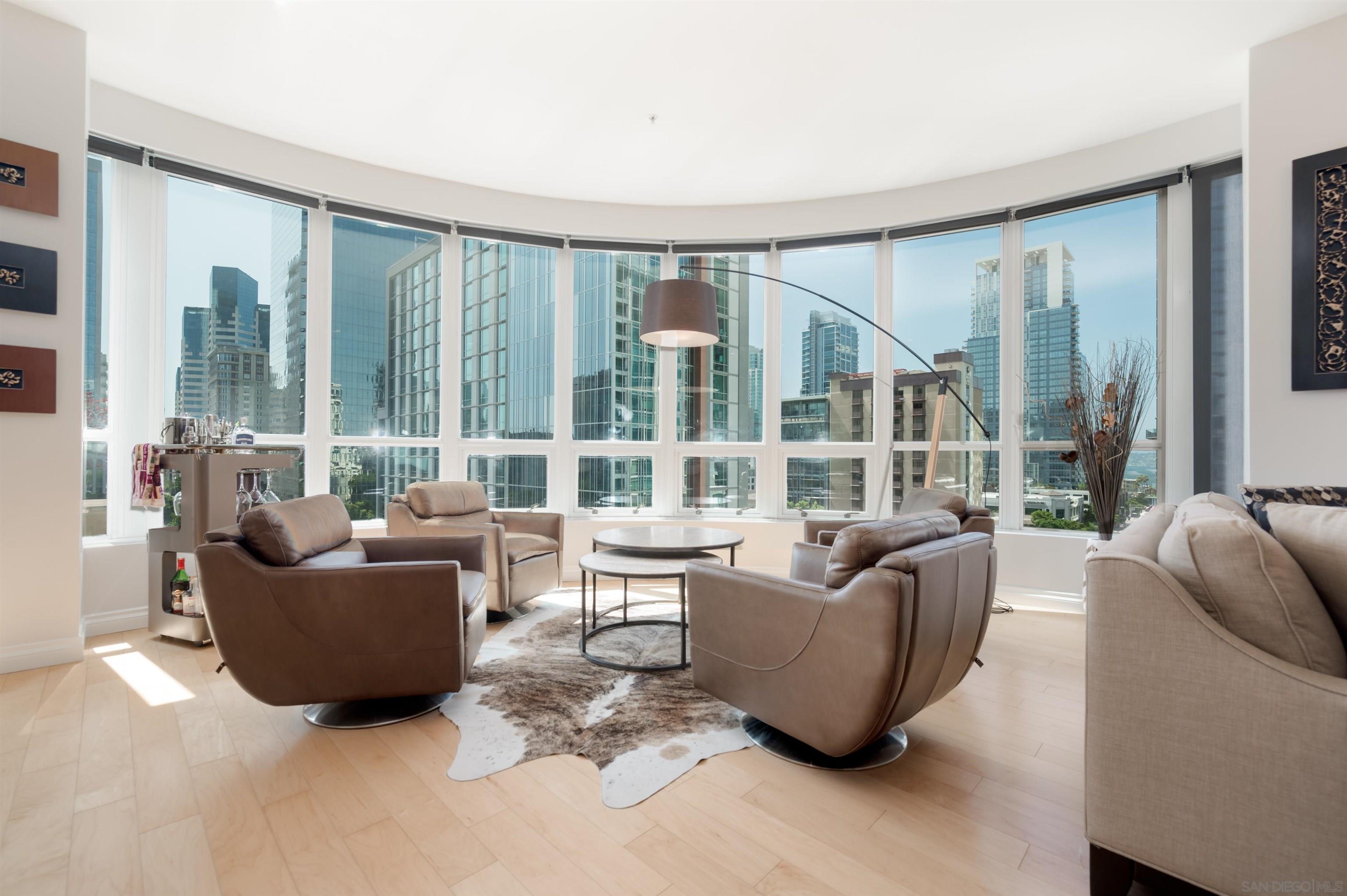 350 W Ash St  608