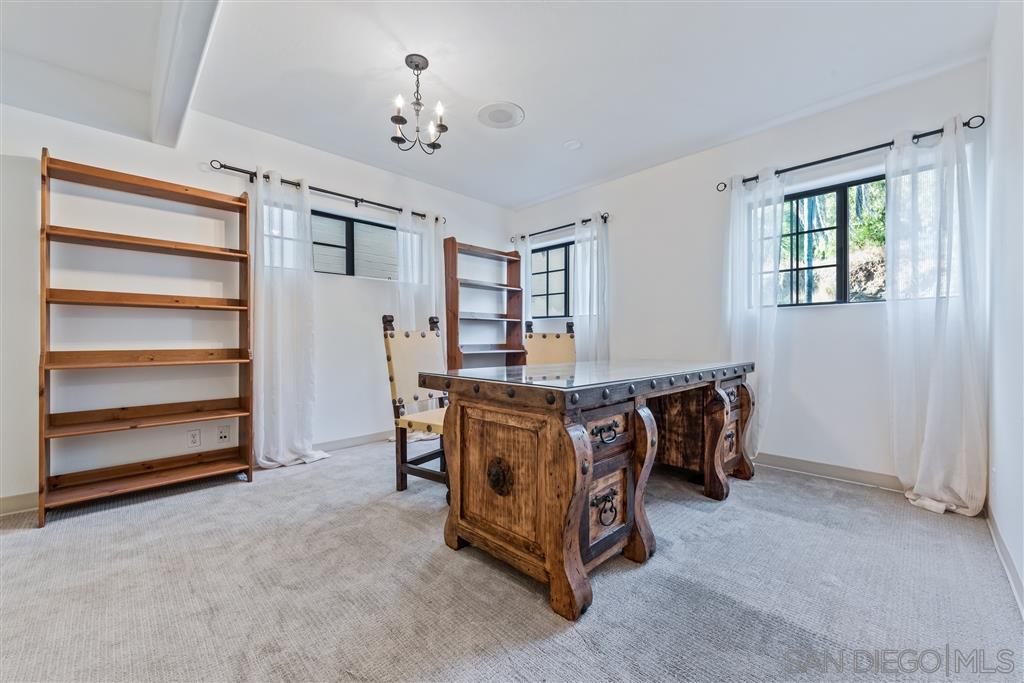 950 Vista Village Drive