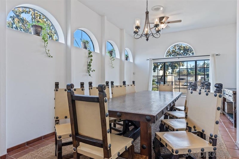 950 Vista Village Drive