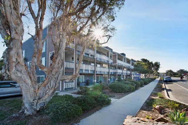 2713 CAMINO DEL MAR